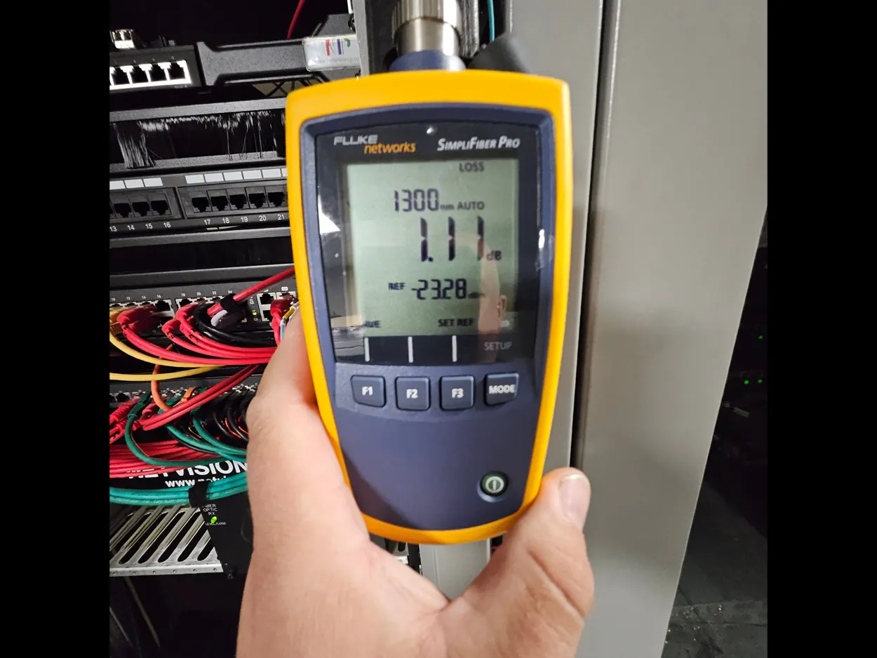 Network cable testing with a handheld instrument